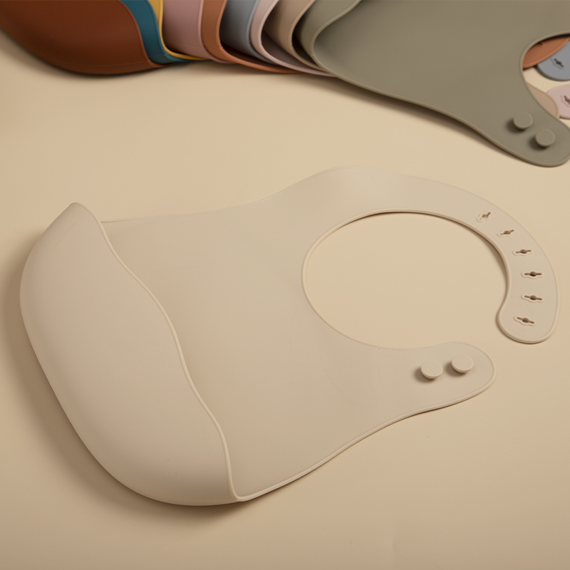 Bavaglini in Silicone senza BP - Waterproof Baby Bibs Silicone recensione e prezzo